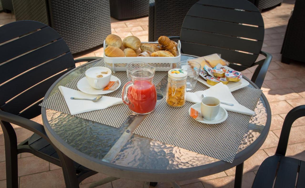 Relais Corte Bergamini Peschiera del Garda Exterior photo